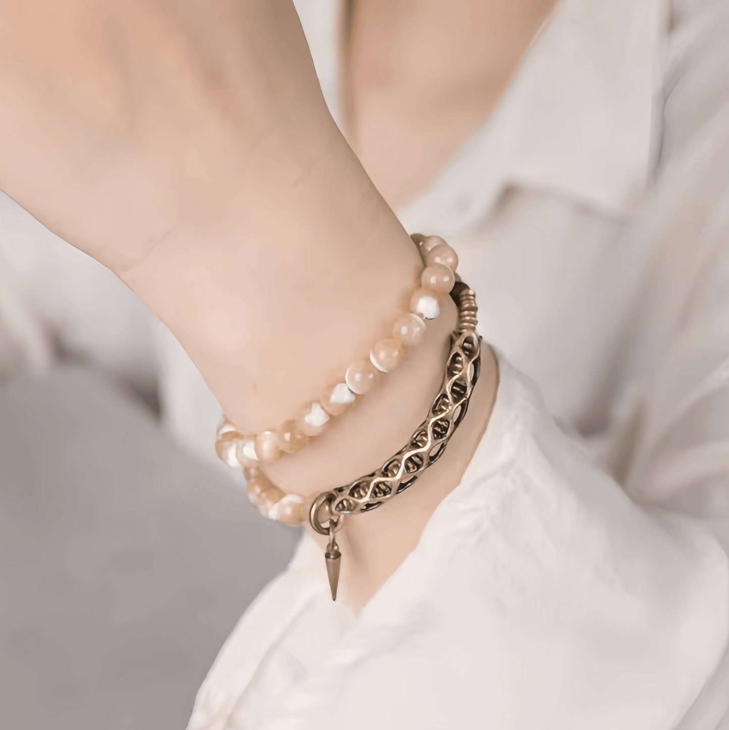 Energy Luxury Handmade Unique Shell Bead Double-Strand Bracelet