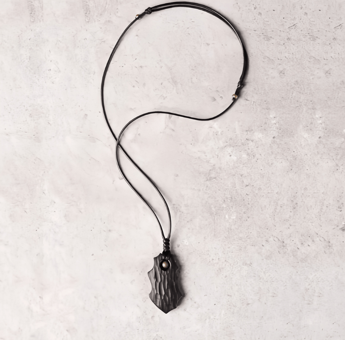 Energy Luxury Original Design Copper-Inlaid Ebony Necklace