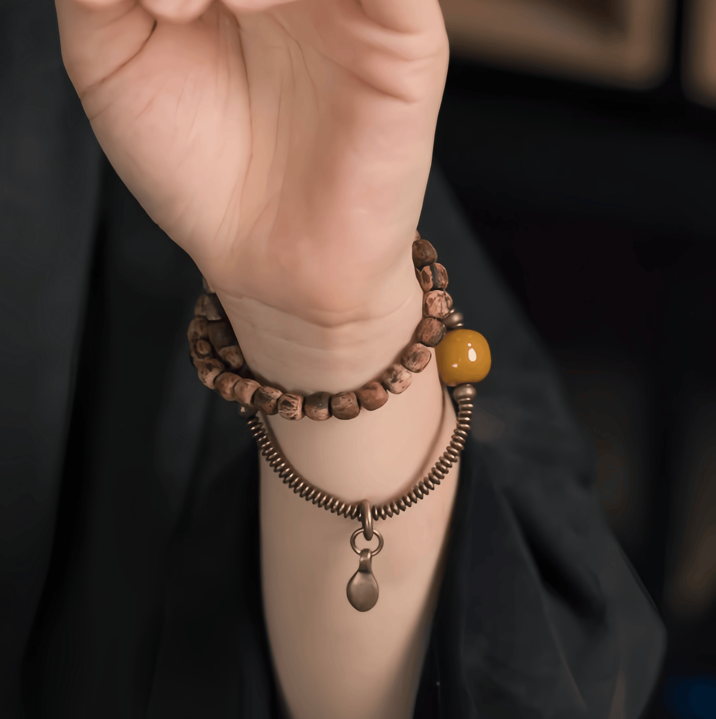 Energy Luxury Original Handmade Vintage Agarwood Bracelet – Retro Wooden Artisan Wrist Jewelry