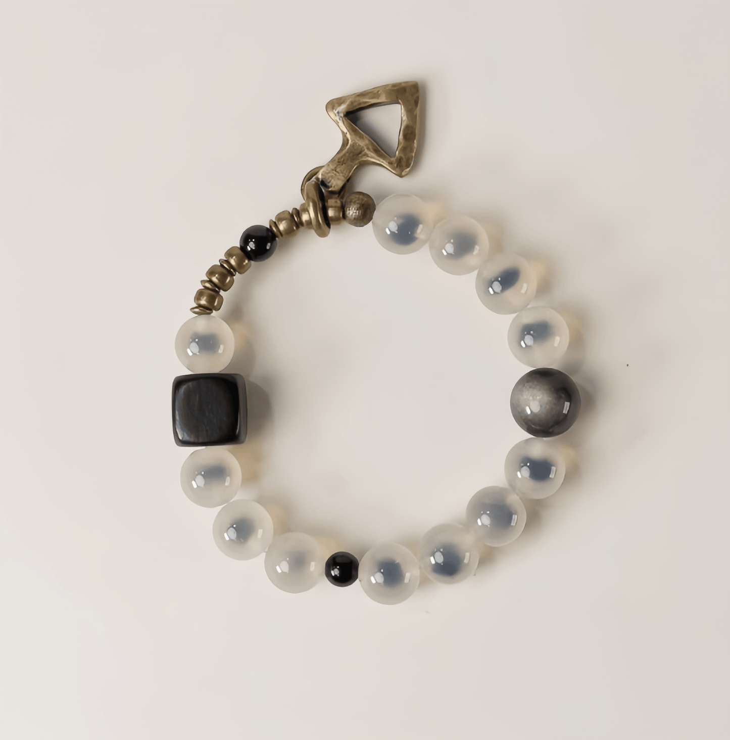 Energy Luxury Original Minimalist Gray Agate Bracelet