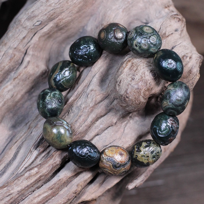 Collector's grade early pure natural surface green-eye raw stone bracelet