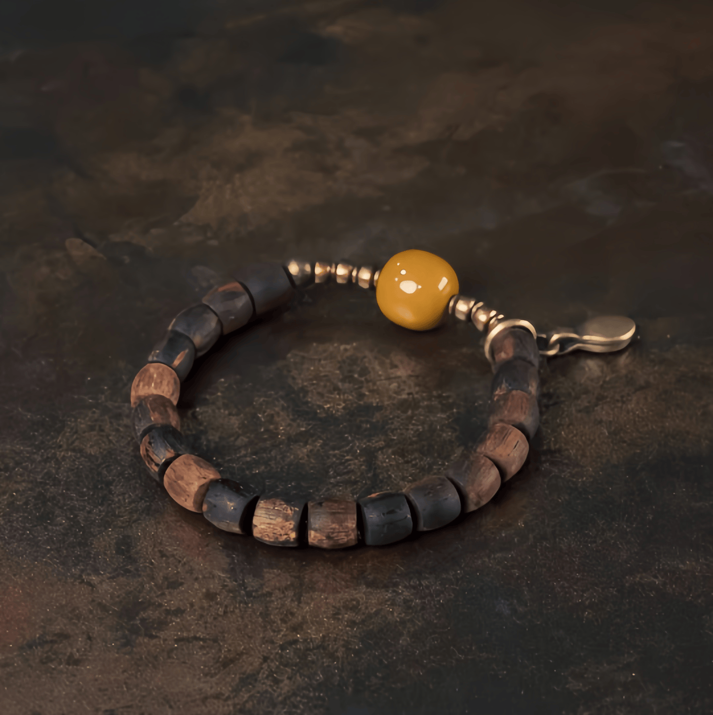 Energy Luxury Unique Handmade Agarwood Bead Bracelet