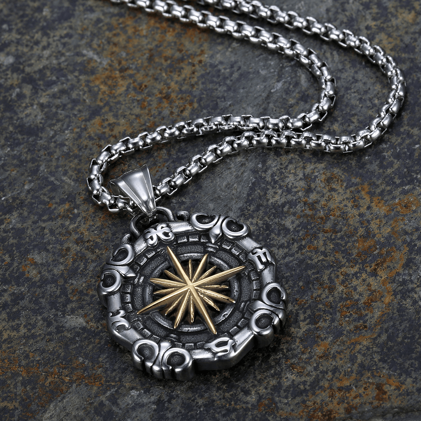 Heaven-Earth Directional Compass Pendant